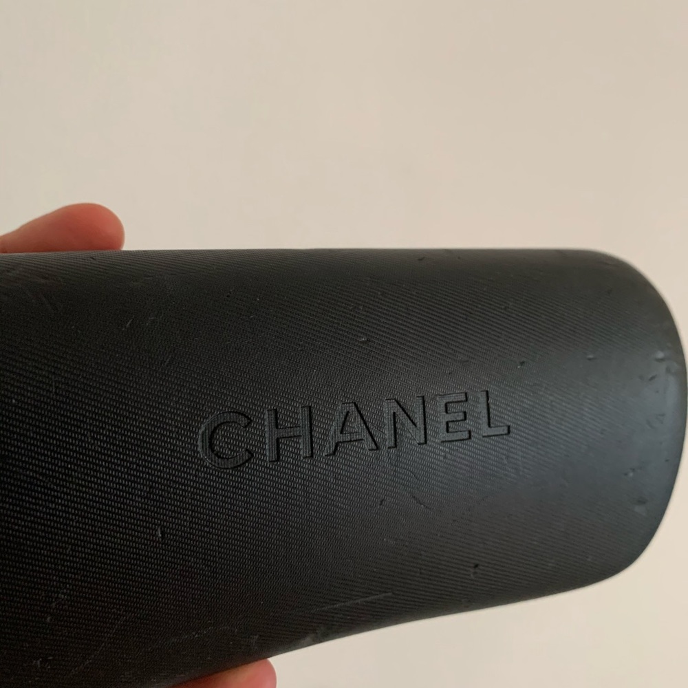 Chanel sunglasses - Picture 5 of 6